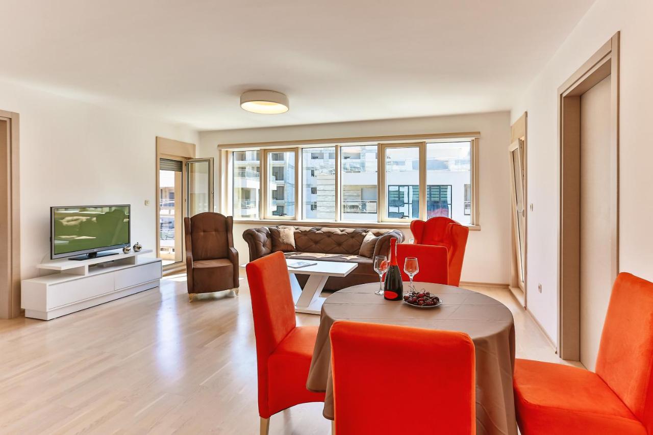 Montesun Fontana Apartments Будва Экстерьер фото
