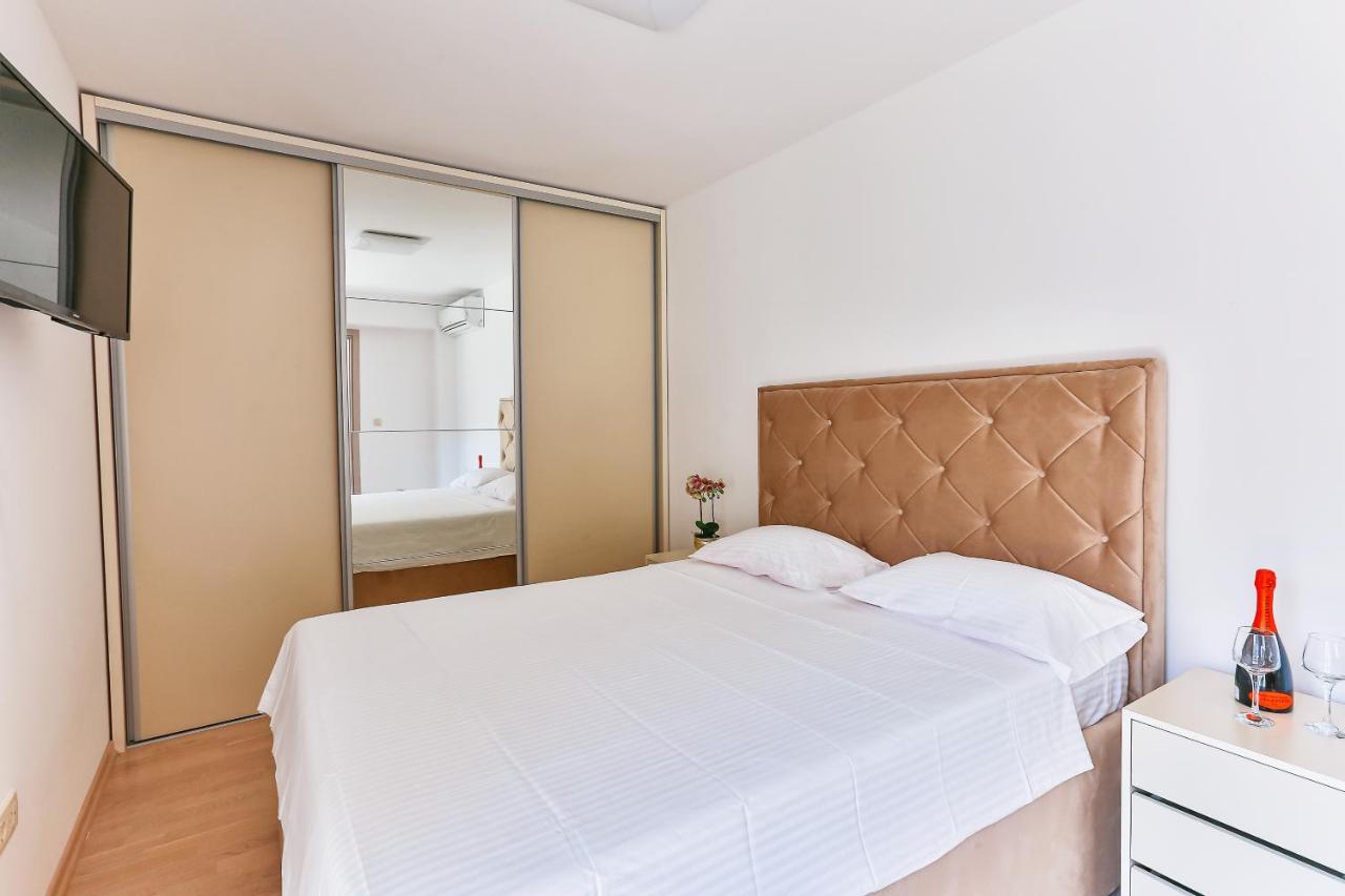 Montesun Fontana Apartments Будва Экстерьер фото