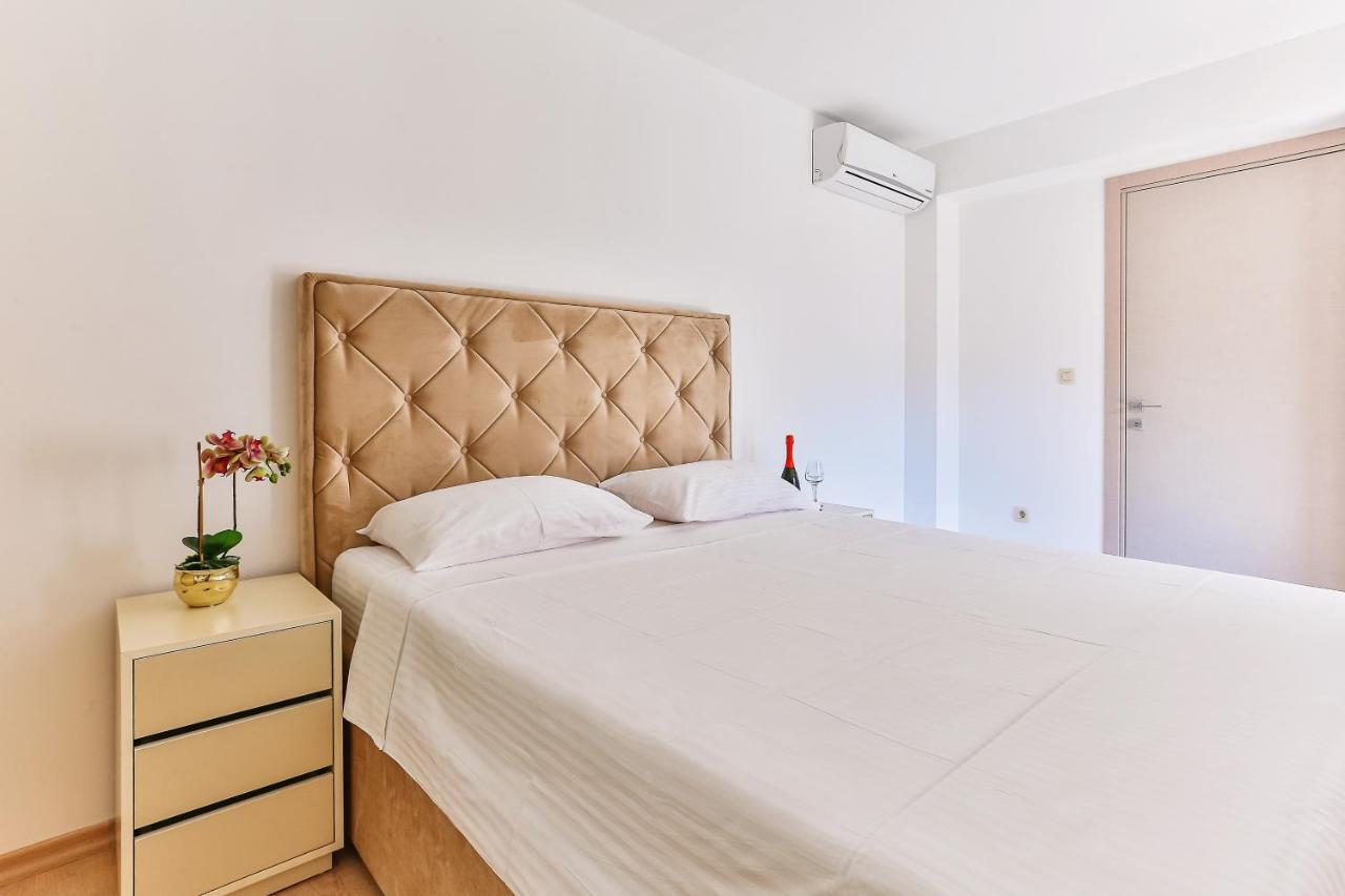 Montesun Fontana Apartments Будва Экстерьер фото