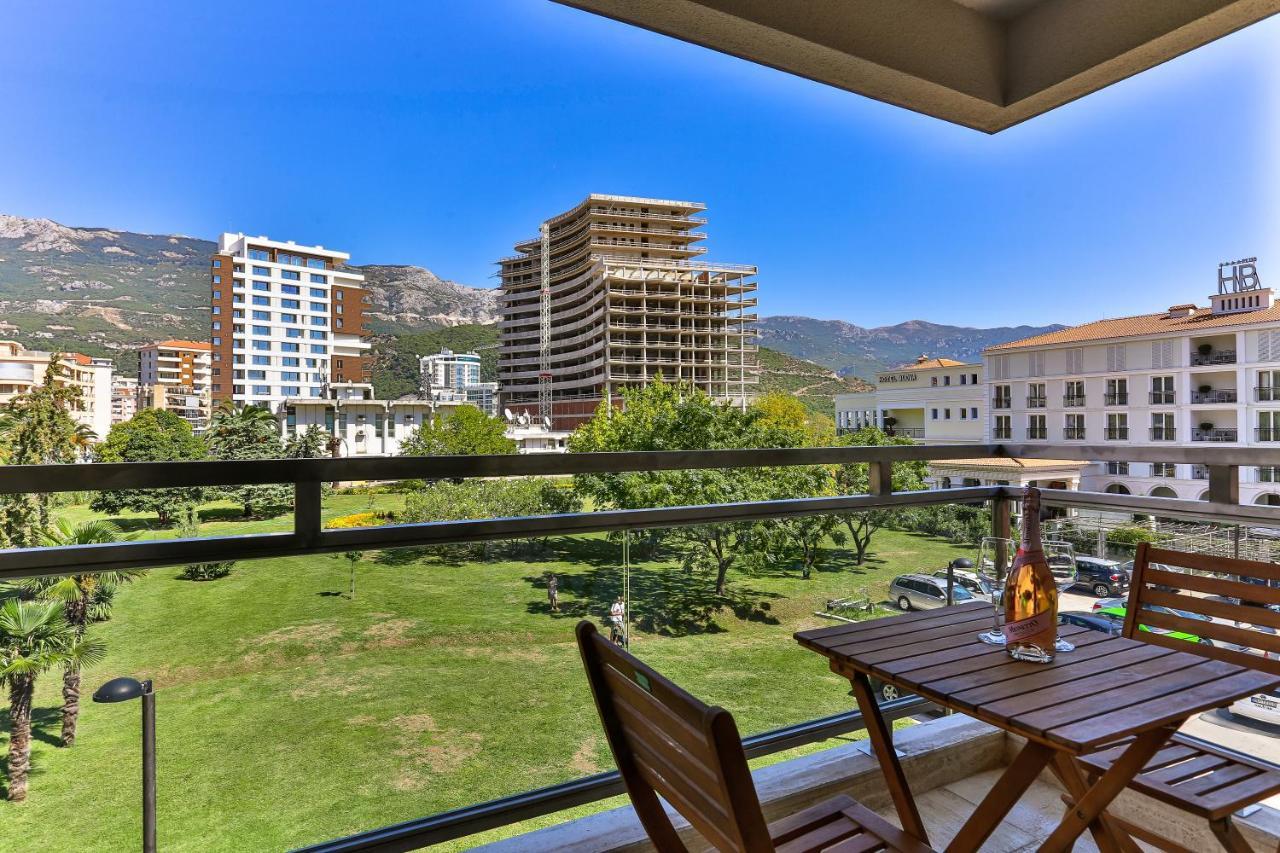 Montesun Fontana Apartments Будва Экстерьер фото