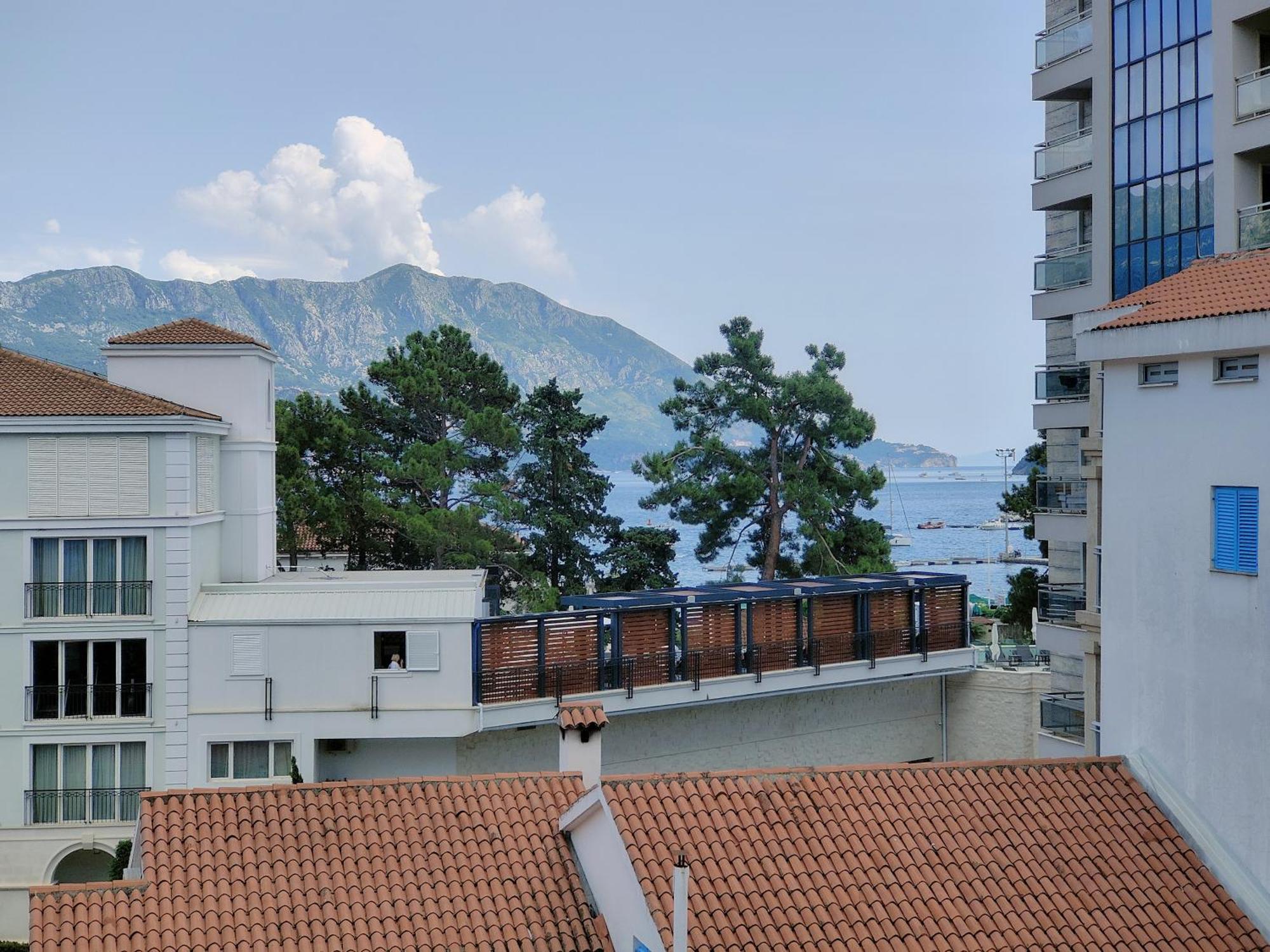 Montesun Fontana Apartments Будва Экстерьер фото