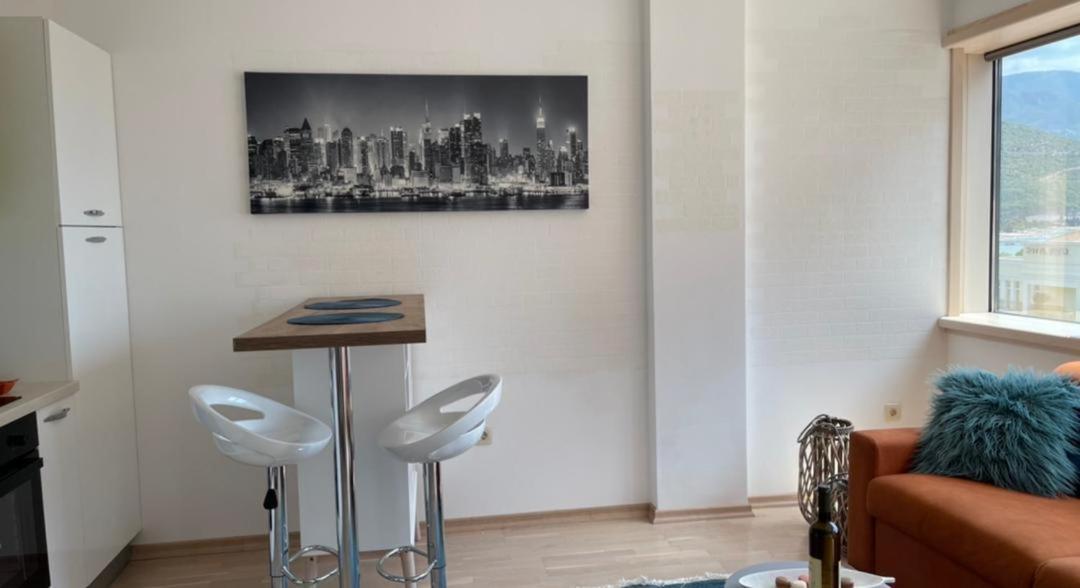 Montesun Fontana Apartments Будва Экстерьер фото